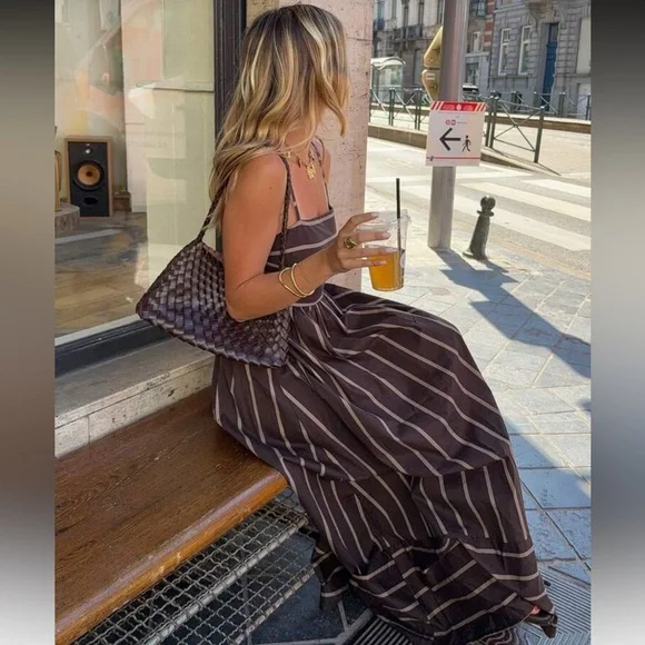 Brown tan striped maxi dress cut out open back boho vacation dress - Picture 3 of 5